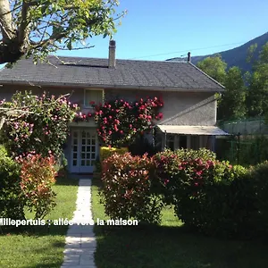 Hébergement de vacances Les Millepertuis, Luz-Saint-Sauveur